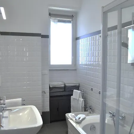 Attico Con Balcone E Vista Centro Citta 아파트 제노바