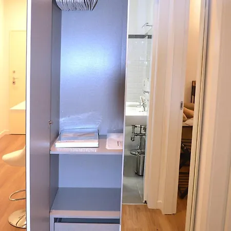 Attico Con Balcone E Vista Centro Citta 아파트 제노바